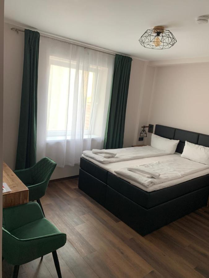 Hotel Capitol Zentrum - 24H - Friedrichshafen Zewnętrze zdjęcie